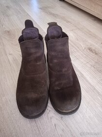 Jezdecké pérka vel 33 - 2