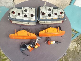 Reflektory na Ford Siera - 2