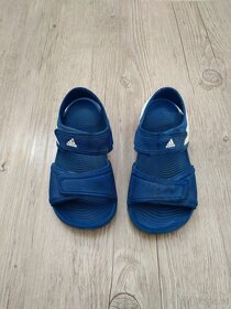 Chlapecké sandálky zn.Adidas vel.30 - 2