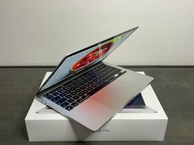 MacBook Pro 13" 2020 M1 Silver / 256GB - 2