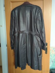 Starý vojenský kožený kabát - 2