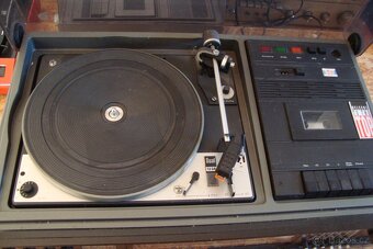 Hi-fi componenty 5 kusů - 2