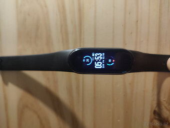 Fitness náramek M5 FitPro + USB nabíječka - 2