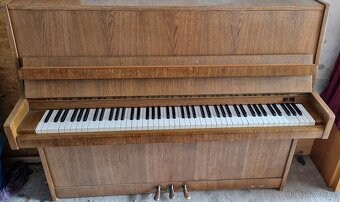 Piano August Förster 116 - Petrof - Renner - 2