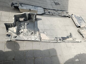 Plasty vw T6 krátký - 2