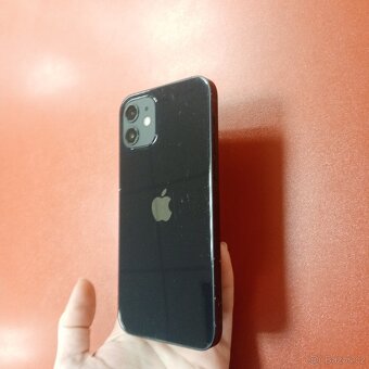 Apple iPhone 12 64GB - 2