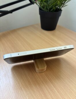 Apple iPhone 12 - 2