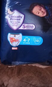 Pleny DryNites od Huggies 4-7 let 17-30 kg 10 kusu - 2