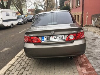 Prodám Honda city 1.3 61 Kw - 2