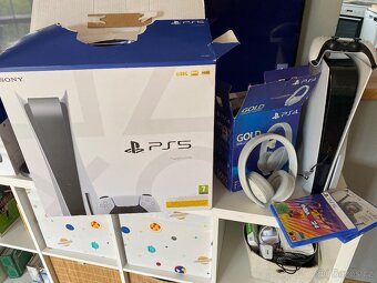 PlayStation 5 s mechanikou - 2