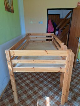 Dětská vyvýšená postel - 2