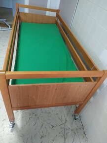 polohovací postel - 2