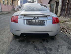 Náhradní díly z vozu Audi TT 8N - 2