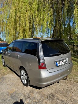 Mitsubishi Grandis 2,0 DID 103 kw , 7 míst 2008 - 2