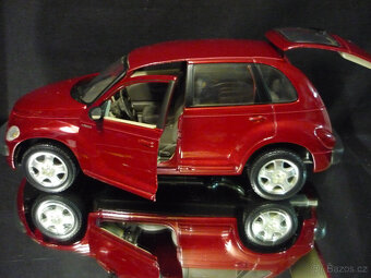 Chrysler PT Cruiser Maisto 1/18 - 2