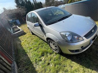 Ford Fiesta - 2