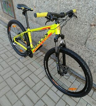 KELLYS MADMAN 27.5" 3x8/SR XCT LO/hydr.kotouče vel.XS - 2
