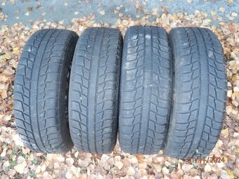 4xObutá zimní sada kol na RENAULT CLIO Rok 2007 185/60 R15 - 2