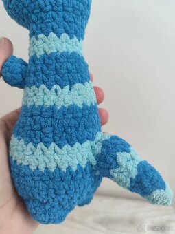 Háčkovaný dinosaurus - 2