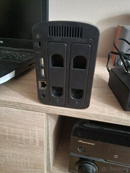 Lenovo Iomega ix2 Network Storage NAS - 2