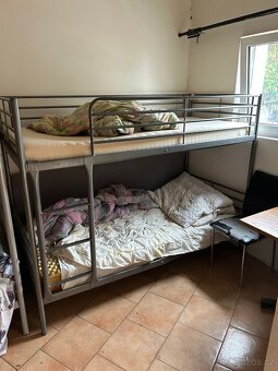 Kovové postele IKEA SVARTA - 2