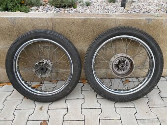 Jawa 350/639 kola - 2