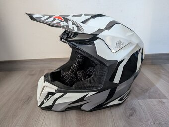 Helma Airoh Twist Great - 2