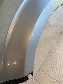 Přední blatník Subaru Forester 2008-2012 - 2