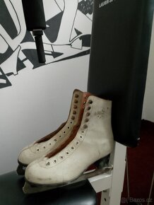 Dívčí brusle - 2