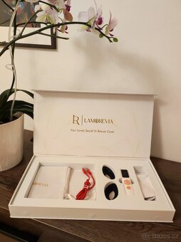 Světelná LED obličejová maska Lamorevia/LED light therapy ma - 2