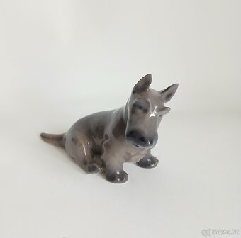 Porcelánová figurka psa - Královská Kodaň - 2