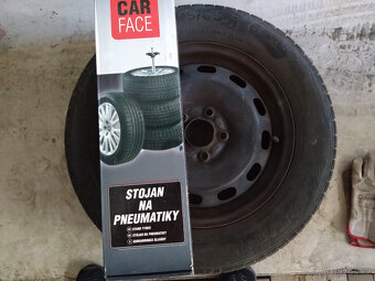 4x Plechove disky 15palcu, ford focus 2+stojan na pneumatiky - 2