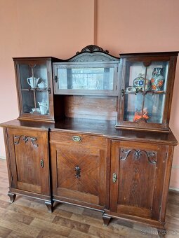 Dřevěné skříně - 2