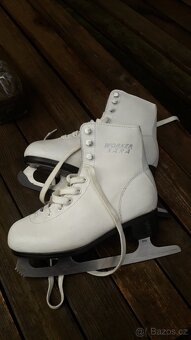 Dámské lední brusle vel.36 - 2