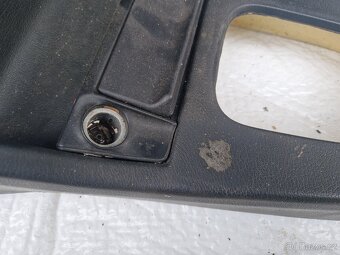 BMW e30 středový panel - 2