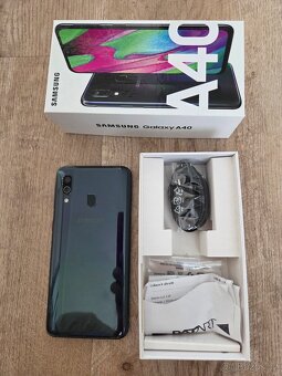 Samsung A40 - 2