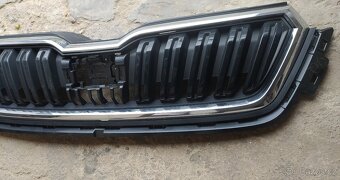 Škoda kamiq přední maska 658853653 - 2