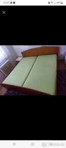 Velká postel z masivu - 2