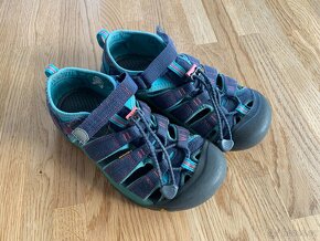 Boty & uzavřené sandálky modré Keen vel. 36 - 2