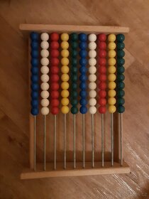 Počítadlo dřevěné s barevnými kuličkami - 2