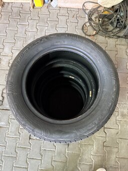 Prodám sadu letní pneu 215/55 r16 - 2