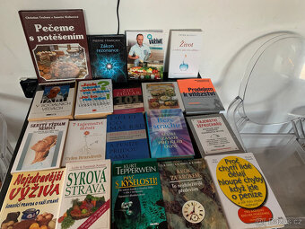 Knihy mix (kuchařky, zdravá výživa, podnikání, beletrie...) - 2