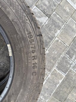 PNEU 2KS 195/75R16C ZN. CONTINENTAL VZOREK CCA 80% - 2