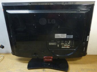 LCD televize 80cm LG, 32 palců, nemá DVBT2 - 2