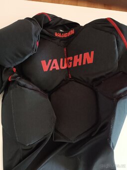 Brankářské horní ribano Vaughn - 2