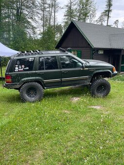 Jeep grand Cherokee 5.2 V8 - 2