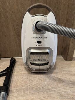 Vysavač Rowenta Silence Force Allergy+ - 2