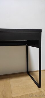 Stůl Micke Ikea v top stavu - 2