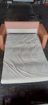 Sedačka rozkládací +velký taburet - 2