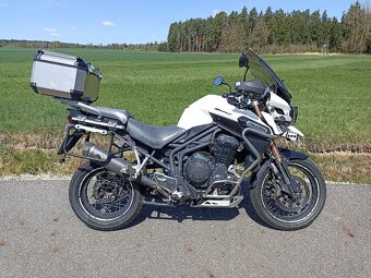 TRIUMPH Tiger Explorer 1200 XC r.v. 2014 - 2